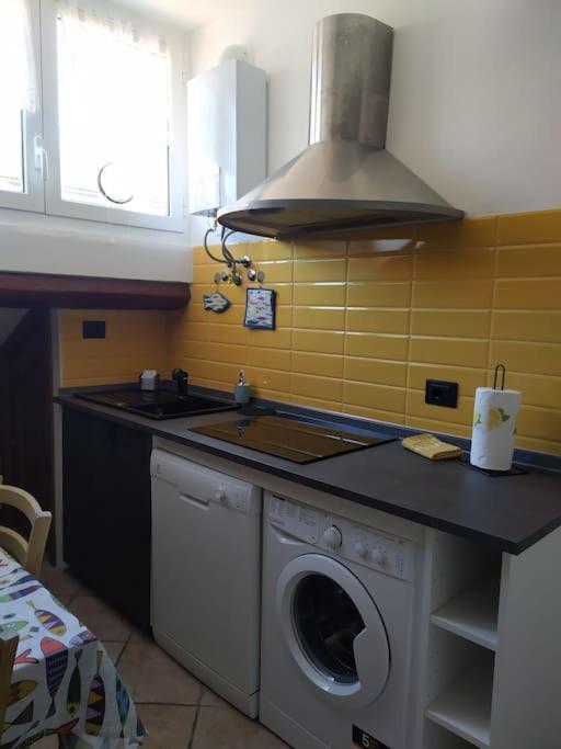 Lecasedisusi Casa Ocra Citra 009056-Lt-0263 Apartman Savona Kültér fotó